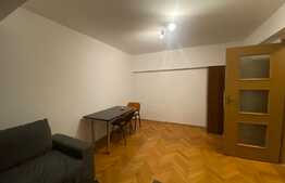 Apartament 2 camere, 46 mp, decomandat, etaj intermediar, zona Magheru!