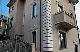 Vilă de 250 mp utili, mobilata, 104 mp teren, zona Cismigiu