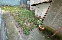 Casa cu teren de 220 mp, Baba Novac