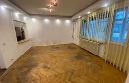 Apartament 4 camere, 97 mp, curte interioara, zona Armeneasca!