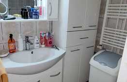 Apartament 3 camere, 69 mp, parcare, zona Ateneul Roman