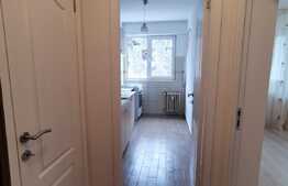 Apartament de 3 camere semidecomandat, bloc anvelopat, zona Piața Victoriei