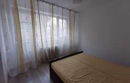 Apartament de 3 camere semidecomandat, bloc anvelopat, zona Piața Victoriei