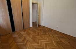 Apartament de 4 camere, 90 mp, finisat, zona Ultracentrală 