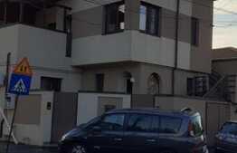SUPER PRET! Casa de vanzare de 200 mp utili, in zona Regie