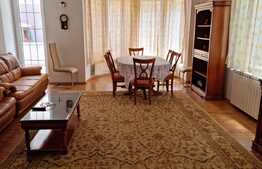 Vila spatioasa, 330 mp utili, garaj, zona Crangasi! 