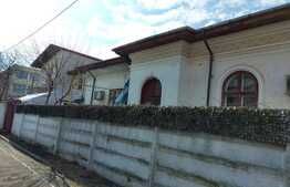 Casa de vanzare cu 7 camere, teren 326 mp pe colt, Piata Iancului