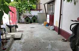 Casa de vanzare cu 7 camere, teren 326 mp pe colt, Piata Iancului