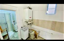 Casa de vanzare cu 7 camere, teren 326 mp pe colt, Piata Iancului