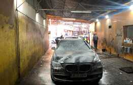 Casa de vanzare plus 3 business-uri la cheie, zona Mega Mall