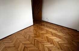 Apartament de 3 camere, 67 mp, decomandat, zona Universitate