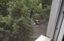 Apartament 4 camere, 83 mp, zona Costin Georgian