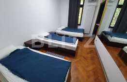 Vilă interbelică, 815 mp, 25 camere, centrală proprie, saună, ciubăr, Romană