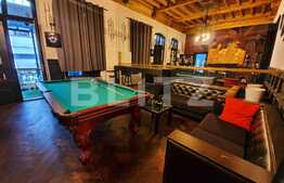 Vilă interbelică, 815 mp, 25 camere, centrală proprie, saună, ciubăr, Romană