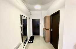 Apartament 2 camere, lux, etaj intermediar, zona Parc Bazilescu