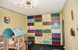 Apartament de 3 camere, 134 mp, terasa, 2 locuri de parcare, zona Sisesti