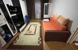 Apartament de 3 camere, 65 mp, decomandat, bulevardul Chisinau