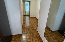 Apartament de 3 camere, 65 mp, decomandat, bulevardul Chisinau