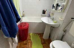 Apartament de 3 camere, 65 mp, decomandat, bulevardul Chisinau