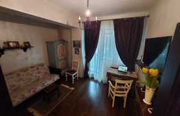 Apartament de 3 camere, boxa, zona Damaroaia