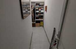 Apartament de 3 camere, boxa, zona Damaroaia