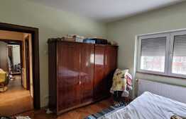 Apartament in vila de 3 camere, 95mp, garaj, zona Pajura - Bulevardul Poligrafiei