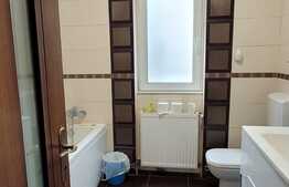 Apartament in vila de 3 camere, 95mp, garaj, zona Pajura - Bulevardul Poligrafiei