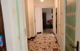 Apartament de 3 camere, 81 mp, Universitate