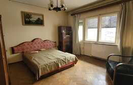 Apartament de 3 camere, 81 mp, Universitate