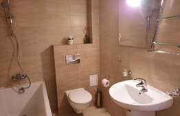 Garsonieră de 46 mp, centrală proprie, parcare, pe malul Lacului Băneasa