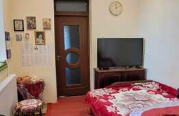 Apartament de 3 camere, parcare, zona Piata Matache