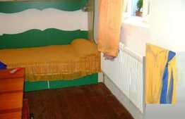 Garsoniera in vila, 25 mp, decomandata, zona Dorobanți