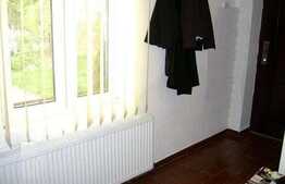 Garsoniera in vila, 25 mp, decomandata, zona Dorobanți