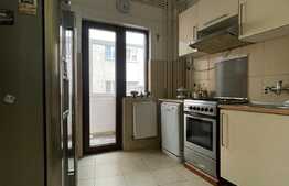 Apartament 5 camere, 130 mp, etaj intermediar, zona Piata Revolutiei 