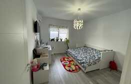 Apartament de 3 camere cu incalzire in pardoseala!