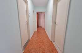 Apartament 2 camere finisate in zona 1 Decembrie. 