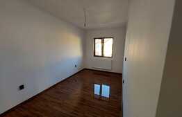 Casa 5 camere, constructie noua,150 mp, curte, zona Rahova