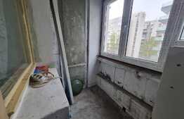 Garsoniera renovabila in zona Costin Georgian. 3 minute de metrou!