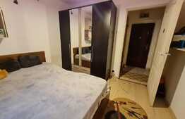 Apartament de 2 camere decomandat. Zona 1 Decembrie 1918.