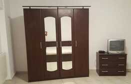 Garsoniera de 35 mp, etaj intermediar, zona 1 Mai