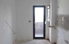 Apartament 3 camere, foarte spatios, zona Baneasa!