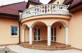 Prague, For sale family house 320 m², land 1 567 m²