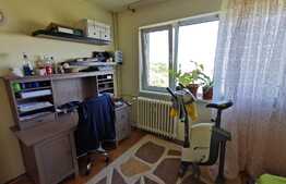 Apartament de 3 camere, etaj intermediar, zona Bucureștii Noi 