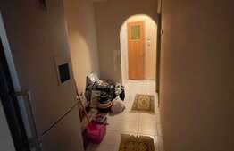 Apartament de 3 camere, 65 mp, decomandat, bulevardul Chisinau