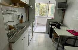 Apartament de 3 camere, 65 mp, decomandat, bulevardul Chisinau