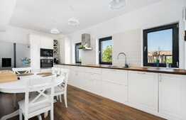 Oportunitate! Bloc boutique Collosseum Mall dispus in 3 apartamente + demisol