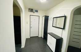 Apartament 3 camere, 64 mp, decomandat, zona 1 Decembrie