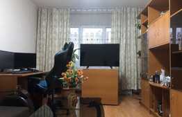 Apartament 3 camere, 60 mp, decomandat, zona Pantelimon