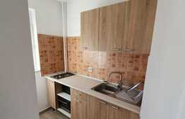 Garsoniera 28 mp, decomandata, zona Titan