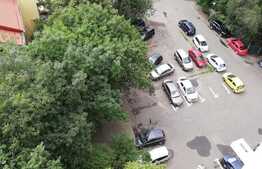 Apartament 3 camere, 72 mp, semidecomandat,zona Baba Novac